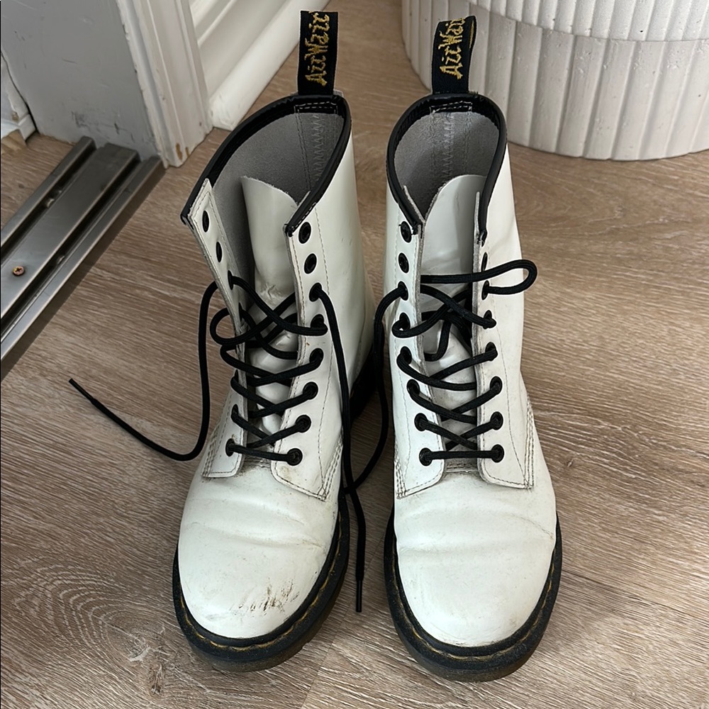 White Leather Lace-Up Boots
